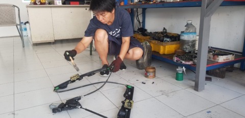 ซ่อมรางและสปริง